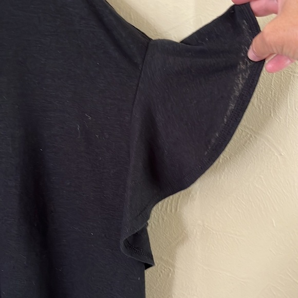 Old Navy size 3X black flutter sleeves deep scoop neck lightweight linen blend - Picture 2 of 14